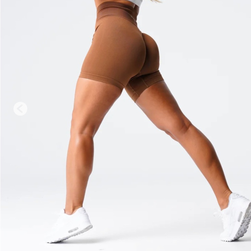 NVGTN Caramel Solid Seamless Shorts